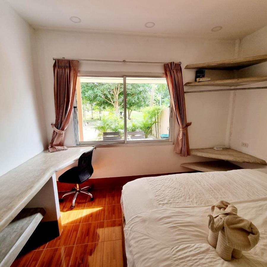 Filou Golf Pool Access 29 67 Apartment Koh Chang